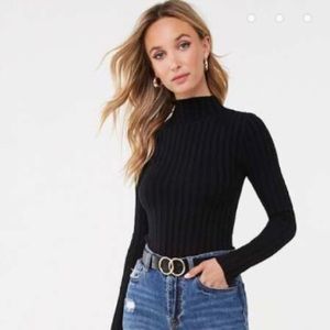 Forever 21 France Ribbed Mock Neck Sweater(Size S)
